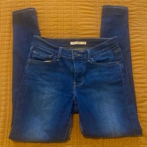 Levi’s 710 super skinny jeans 28 x 28